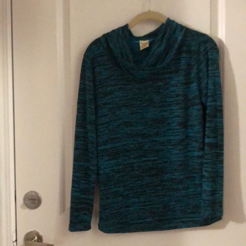 Long sleeve sweater